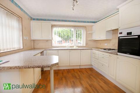 3 bedroom semi-detached house for sale, Elm Drive, Cheshunt