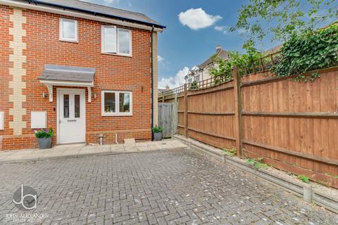 2 bedroom semi-detached house for sale, Gladstone Court, Tiptree