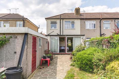 3 bedroom end of terrace house for sale, Windsor Road, Enfield