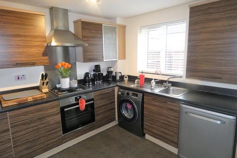 3 bedroom semi-detached house to rent, Merlin Road, Mansfield Woodhouse
