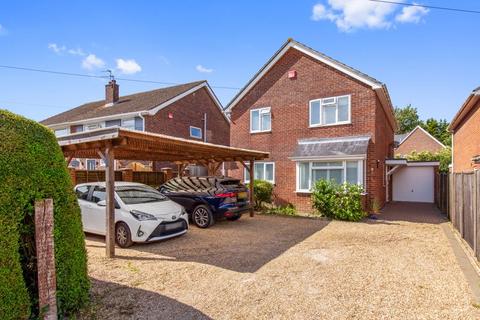 4 bedroom detached house for sale, First Avenue, Southbourne