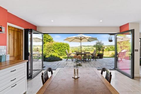 4 bedroom cottage for sale, Vale View, Bratton Seymour