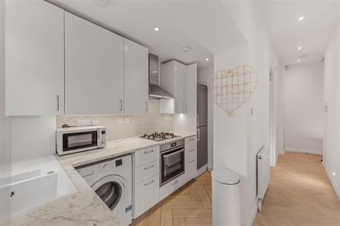 2 bedroom flat for sale, Dawes Road, SW6