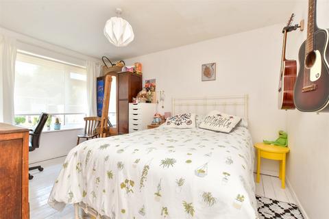 3 bedroom terraced house for sale, Harcourt Close, Uckfield, East Sussex