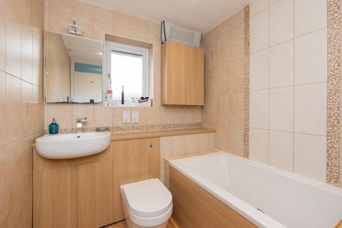36 Thurstons Barton, Bristol, BS5 7BQ