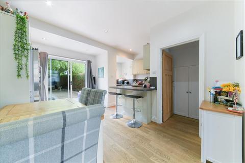 164 Gander Green Lane, Sutton, SM1 2HG