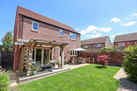 3 bedroom detached house for sale, Farefield Close, Dalton