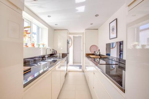 2 bedroom end of terrace house for sale, White Lion Road, Amersham, Buckinghamshire, HP7 9JR