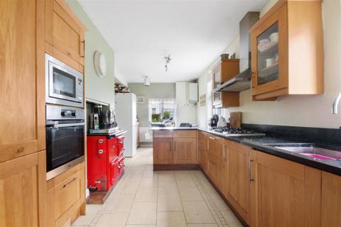 4 bedroom detached house for sale, Croft Road, Evesham