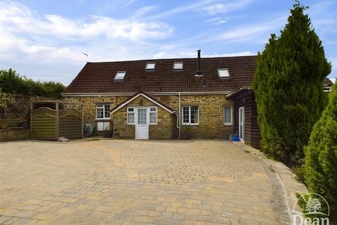 3 bedroom link detached house for sale, Eastbach, English Bicknor