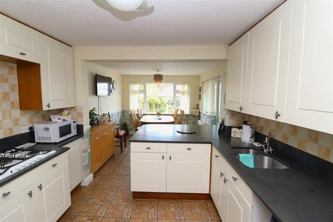 3 bedroom detached bungalow for sale, Sunset Heights, Barnstaple