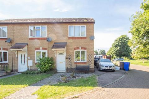2 bedroom end of terrace house for sale, Fennels Close, Haverhill CB9
