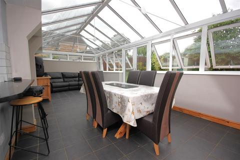 6 Birchall Road, Rushden, NN10 9RQ