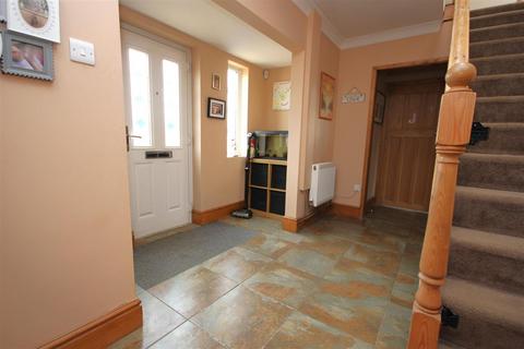 6 Birchall Road, Rushden, NN10 9RQ