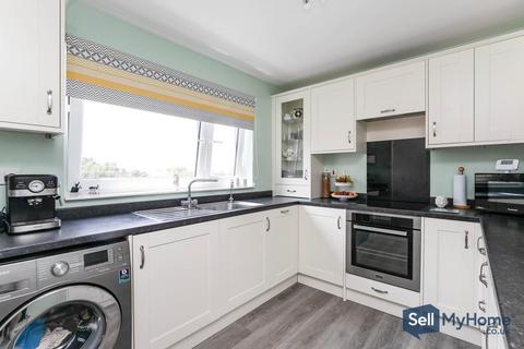 2 bedroom apartment for sale, Buckhurst Road, Bexhill-On-Sea