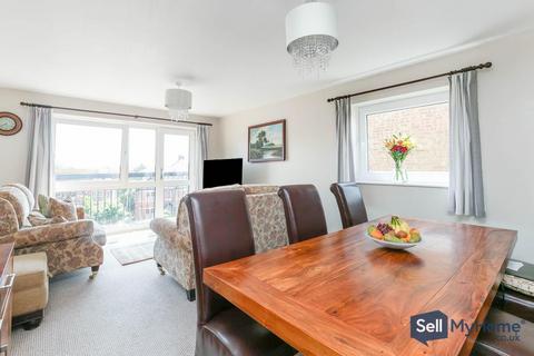 2 bedroom apartment for sale, Buckhurst Road, Bexhill-On-Sea