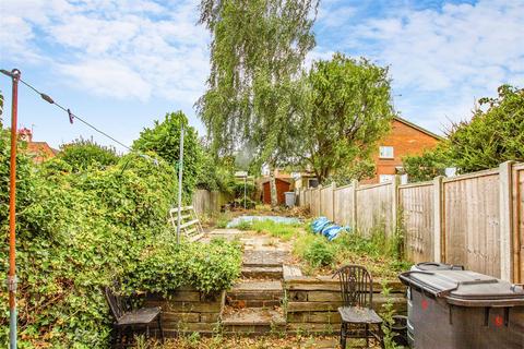 3 bedroom terraced house for sale, Boddington Road, Kettering NN15