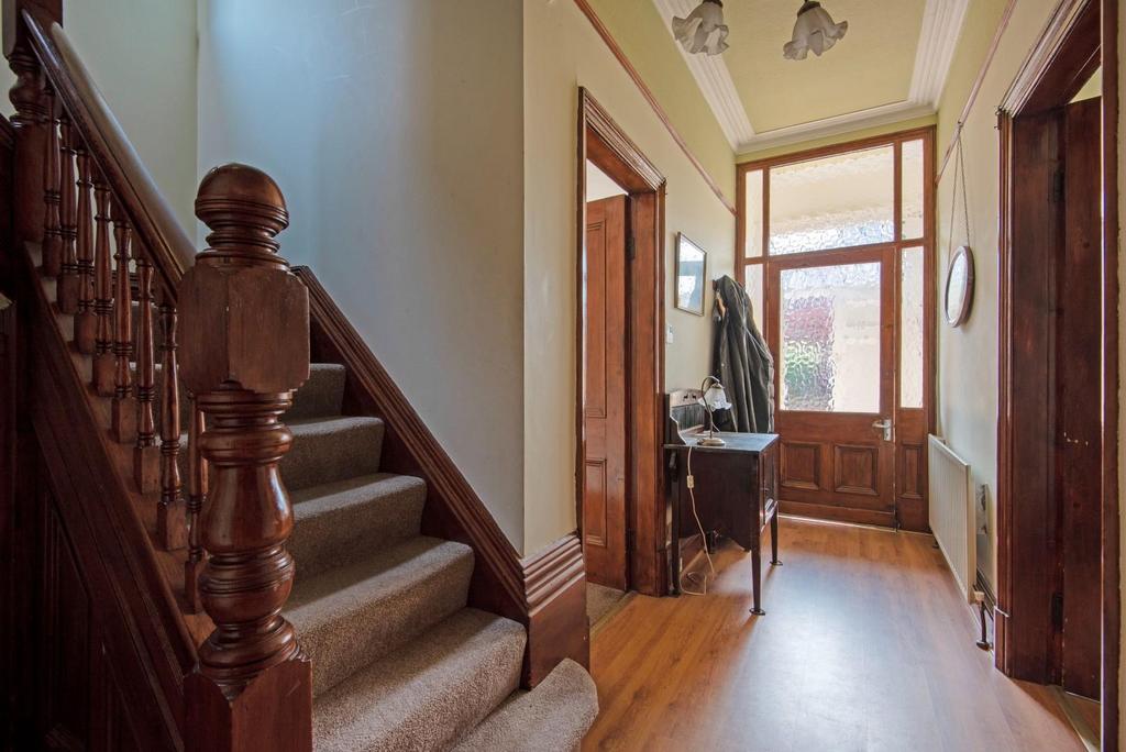 135 The Avenue.26.jpg