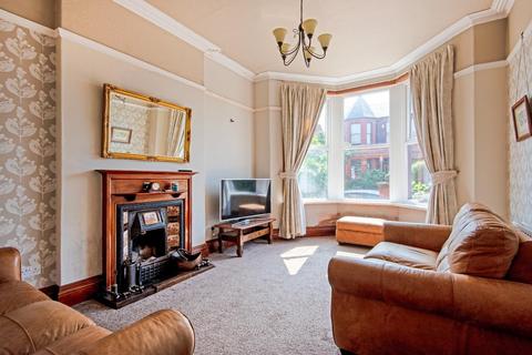 5 bedroom semi-detached house for sale, The Avenue, Leigh