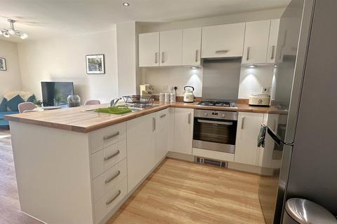 17 Breedon Way, Birmingham, B30 3AT