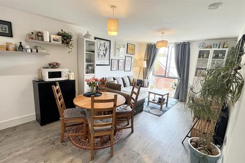 2 bedroom apartment for sale, 126 Alcester Road, Birmingham B13