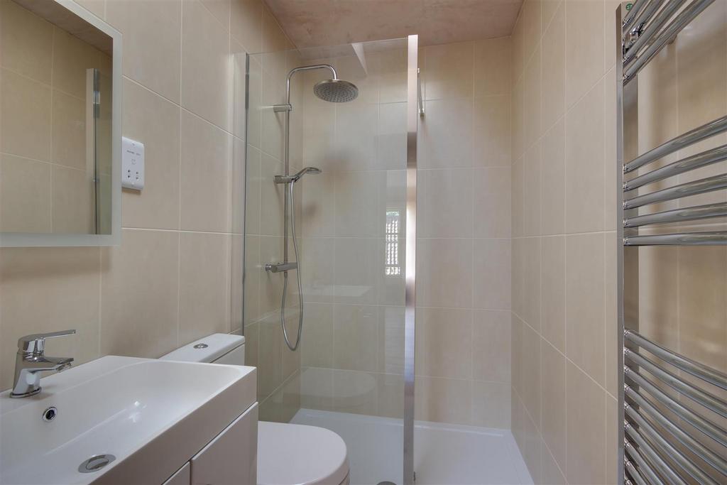 En suite Shower Room