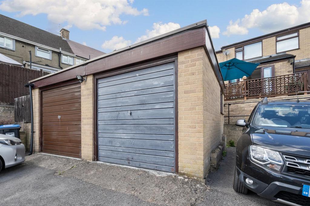 Garage.jpg