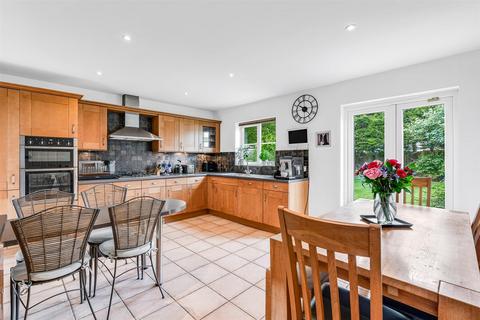 4 bedroom detached house for sale, Dollimore Close, Codicote, Hitchin