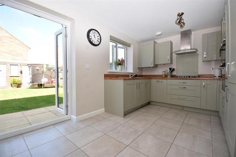 3 bedroom semi-detached house for sale, Harebell Road, Malton YO17