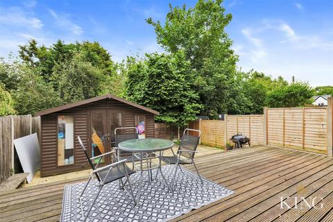 8 Brickyard Lane, Studley, B80 7EE