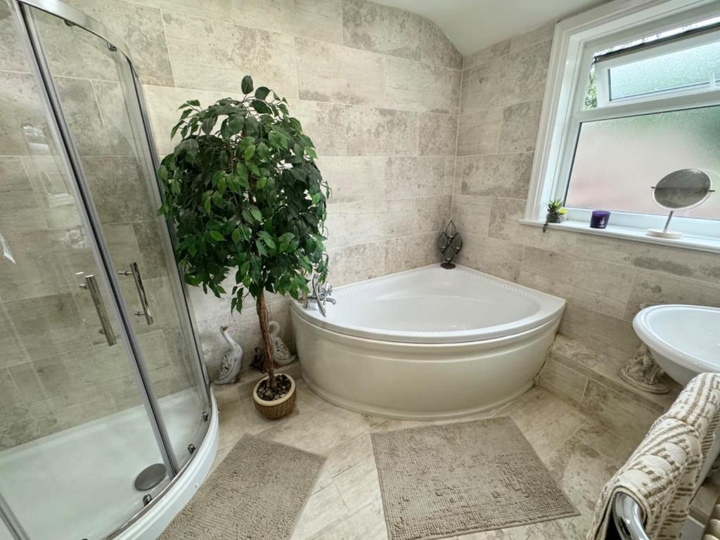 Family bathroom