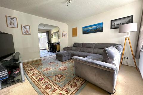 9 Chepstow Close, Chippenham, SN14 0XP