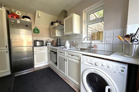 9 Chepstow Close, Chippenham, SN14 0XP