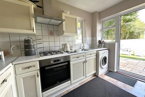 9 Chepstow Close, Chippenham, SN14 0XP