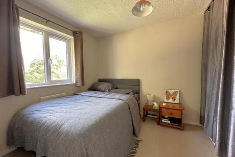 9 Chepstow Close, Chippenham, SN14 0XP