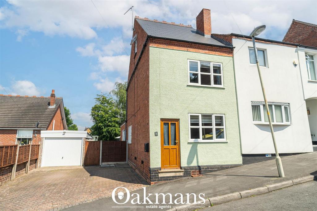 Spring Street, Halesowen 3 bed house for sale £250,000