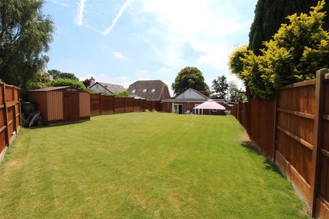 12 Brecon Chase, Minster On Sea, Sheerness, ME12 2HP