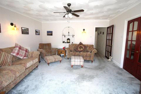 12 Brecon Chase, Minster On Sea, Sheerness, ME12 2HP