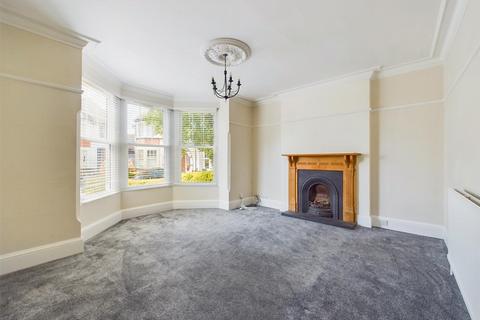 7 Mapperley Crescent, Nottingham, NG3 5FN