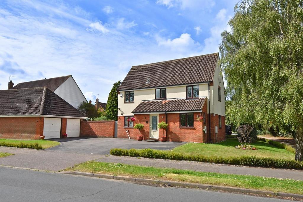 Creekview Road, South Woodham Ferrers 4 bed detached house for sale £