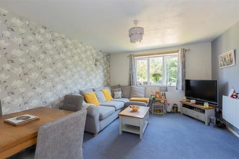 2 bedroom flat for sale, Lowestoft Drive, Cippenham