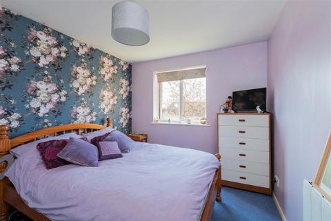 2 bedroom flat for sale, Lowestoft Drive, Cippenham