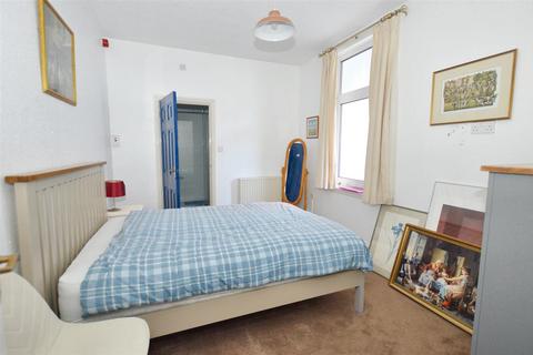 2 bedroom flat for sale, Weybourne Road, Sheringham