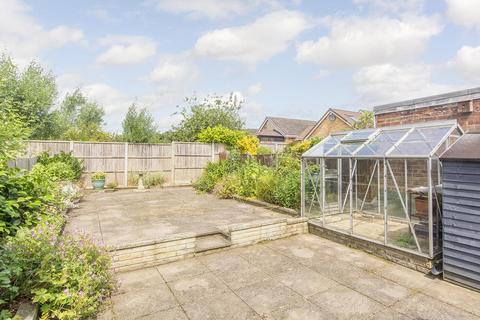 2 bedroom bungalow for sale, Coleman Road, Fleckney