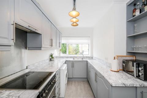 56 Westbury Lane, Buckhurst Hill, IG9 5PW