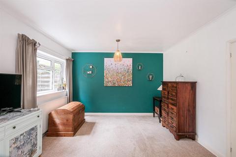 56 Westbury Lane, Buckhurst Hill, IG9 5PW