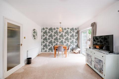 56 Westbury Lane, Buckhurst Hill, IG9 5PW