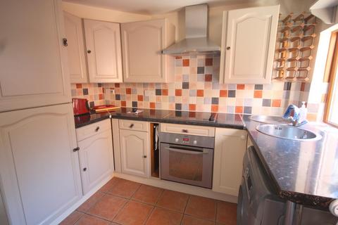 2 bedroom house to rent, Birmingham Road, Stratford-Upon-Avon CV37