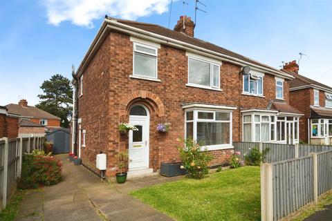 3 bedroom semi-detached house for sale, Shirley Crescent, Scunthorpe