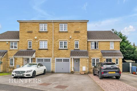 3 bedroom townhouse for sale, Wasp Mill Drive, Wardle, OL12 9BB